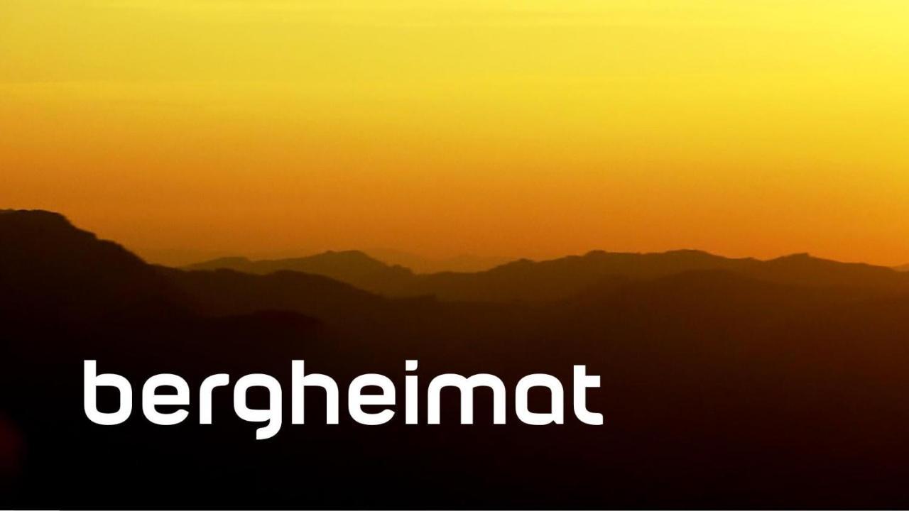 Diese Einfache Unterkunft- Bergheimat Ist Nur Fuer Backpacker- Rucksacktouristen Und Radfahrer - Huettenfeeling Im Backpackerhoues- Ganz Einfach - Ganz Unkompliziert - Ganz Relaxd Villa Linthal Kültér fotó