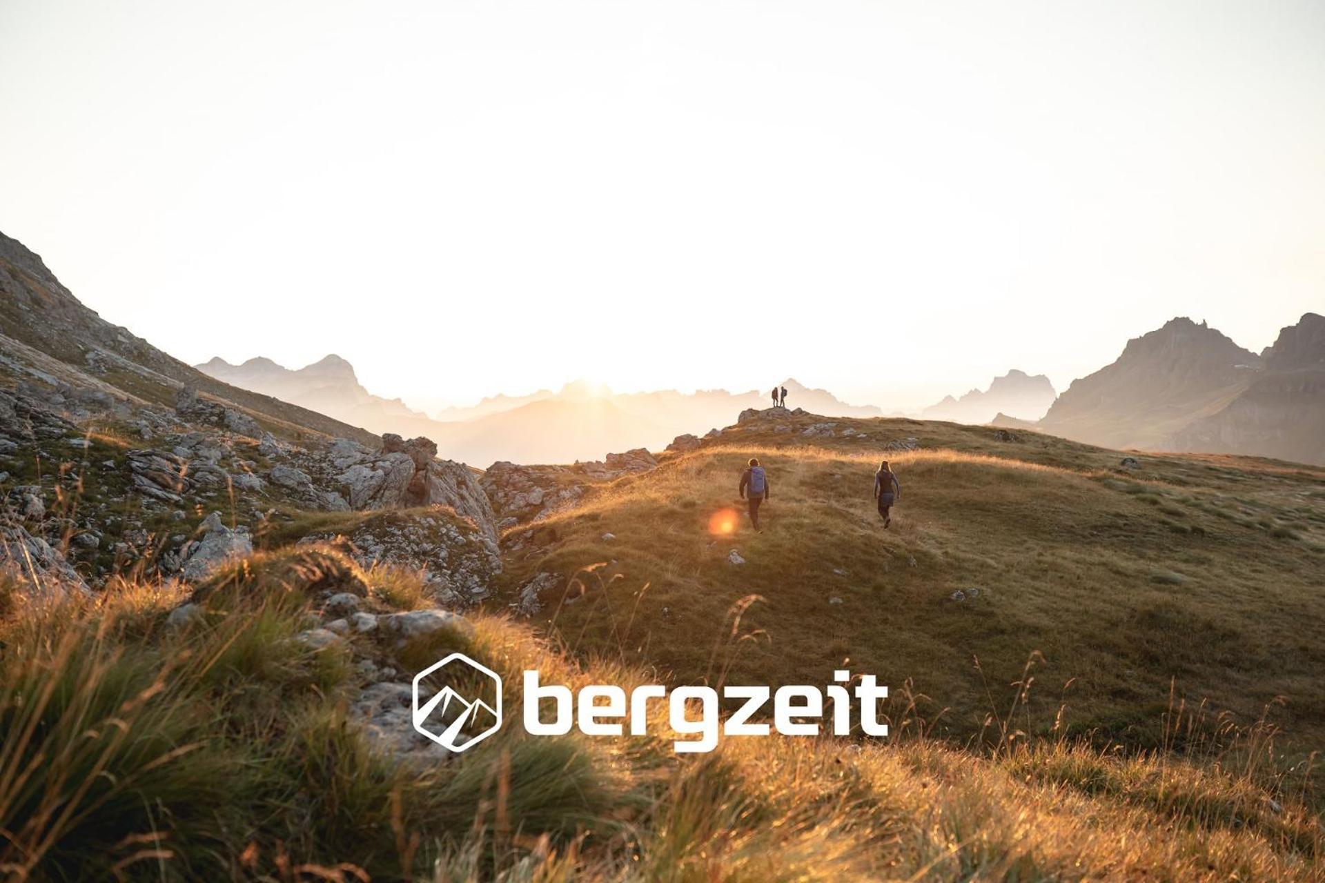 Diese Einfache Unterkunft- Bergheimat Ist Nur Fuer Backpacker- Rucksacktouristen Und Radfahrer - Huettenfeeling Im Backpackerhoues- Ganz Einfach - Ganz Unkompliziert - Ganz Relaxd Villa Linthal Kültér fotó